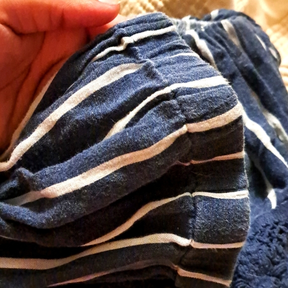 Clothes - Picture 2 of 3